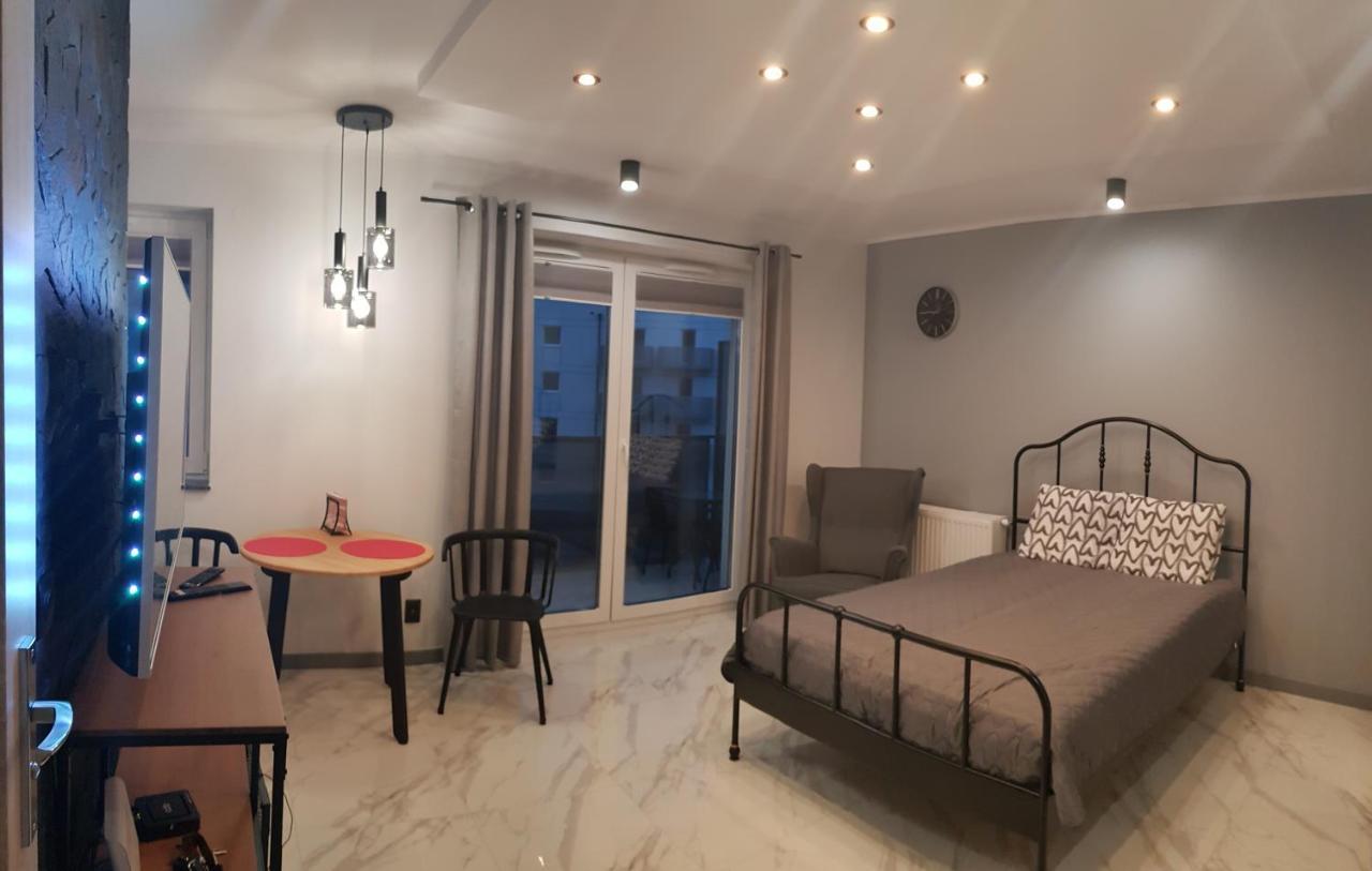 Apartament Malta Познань Экстерьер фото